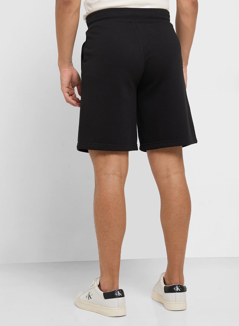 كالفن كلاين شورت بشعار - Image 3