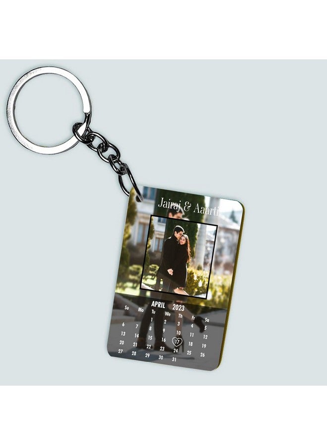 MAKEPHOTOGIFTS مفتاح مخصص بتصميم تقويم مخصص مع تاريخ مميز ومفتاح حب مخصص ومفتاح صورة خشب MDF مستطيل - Image 1