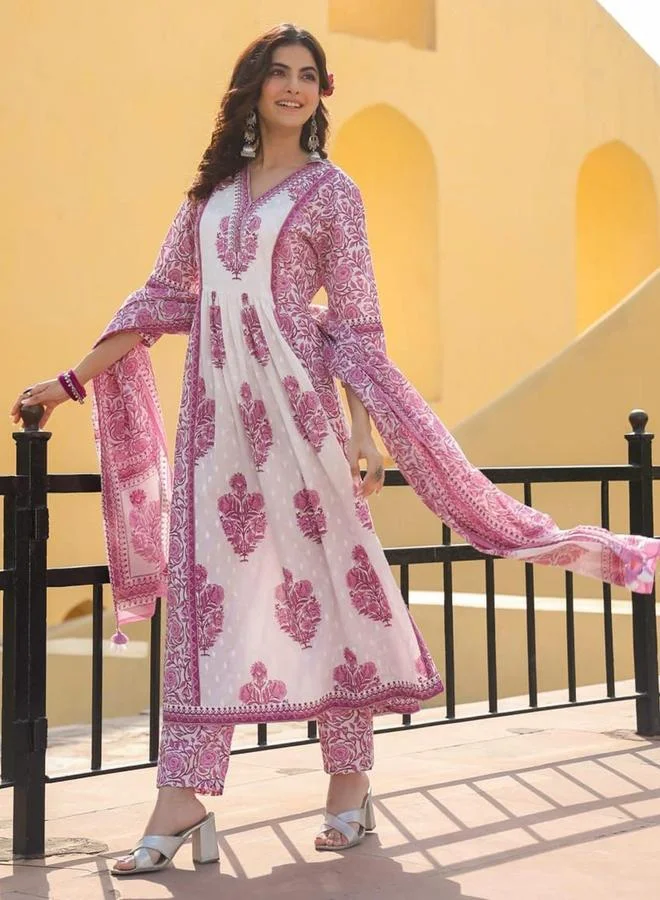 آي شين Women's White Cotton Printed Tunic Upper Calf Length Palazzo Bottom Straight Fit 3 Peice Kurta Set