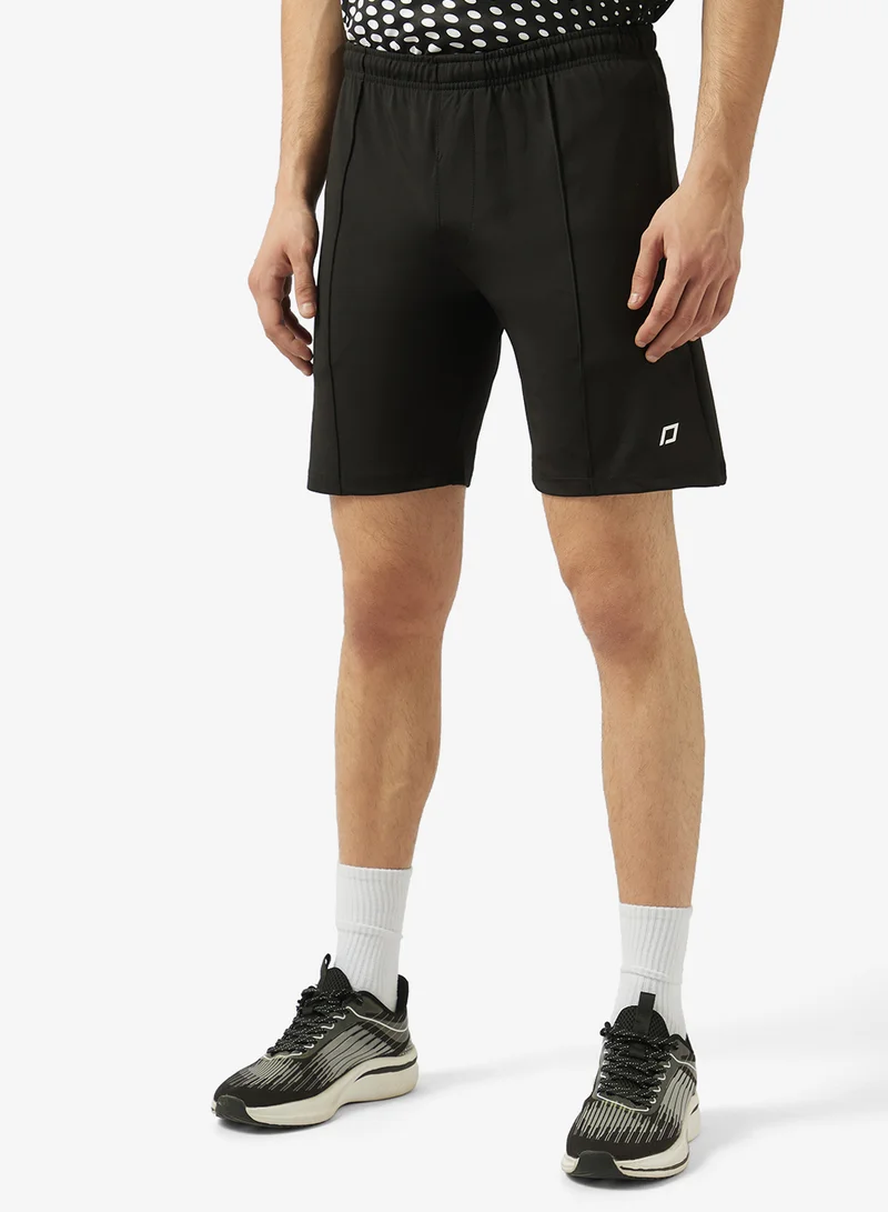 FRWD front side pintuk Shorts