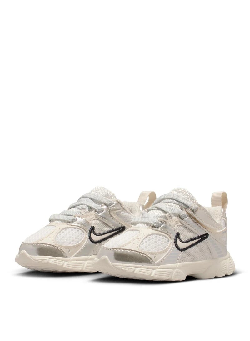 نايكي حذاء في 5 آر إن آر للأطفال الرضع - Image 2