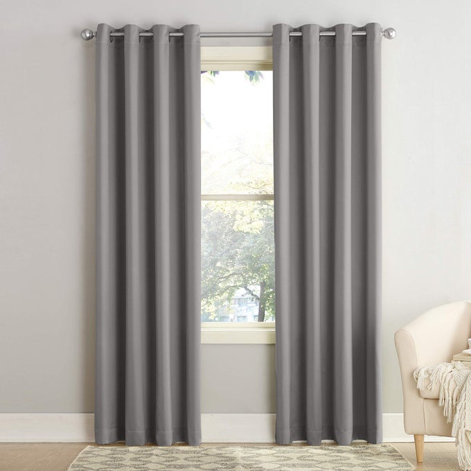 BARROW ENERGY EFFICIENT GROMMET CURTAIN SINGLE PANEL