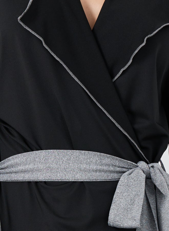 فستان ميدي بياقة مضلعة وألوان متضاربة