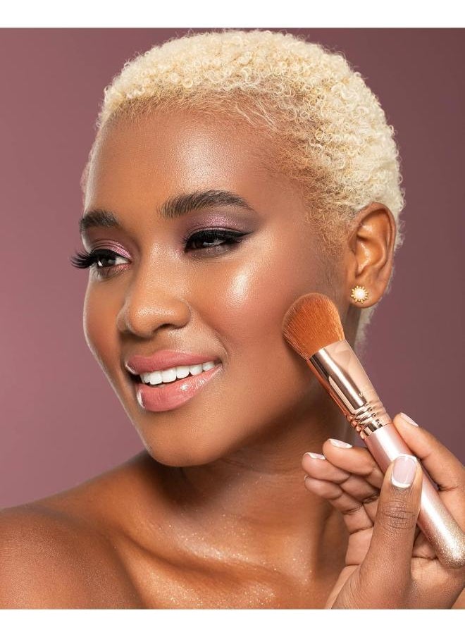 Sigma Beauty ESSENTIAL KIT  - Image 3