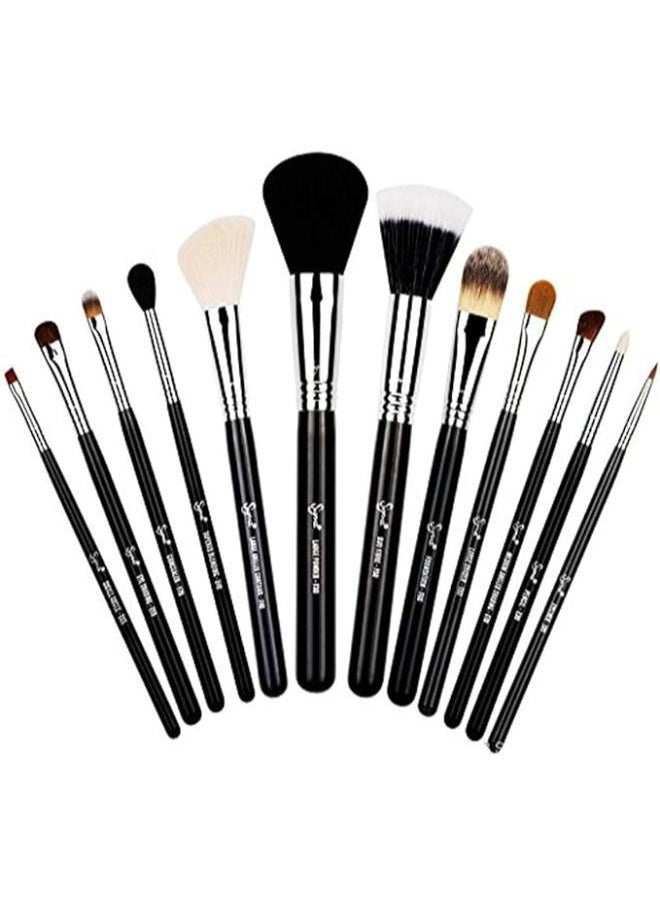 Sigma Beauty ESSENTIAL KIT  - Image 1