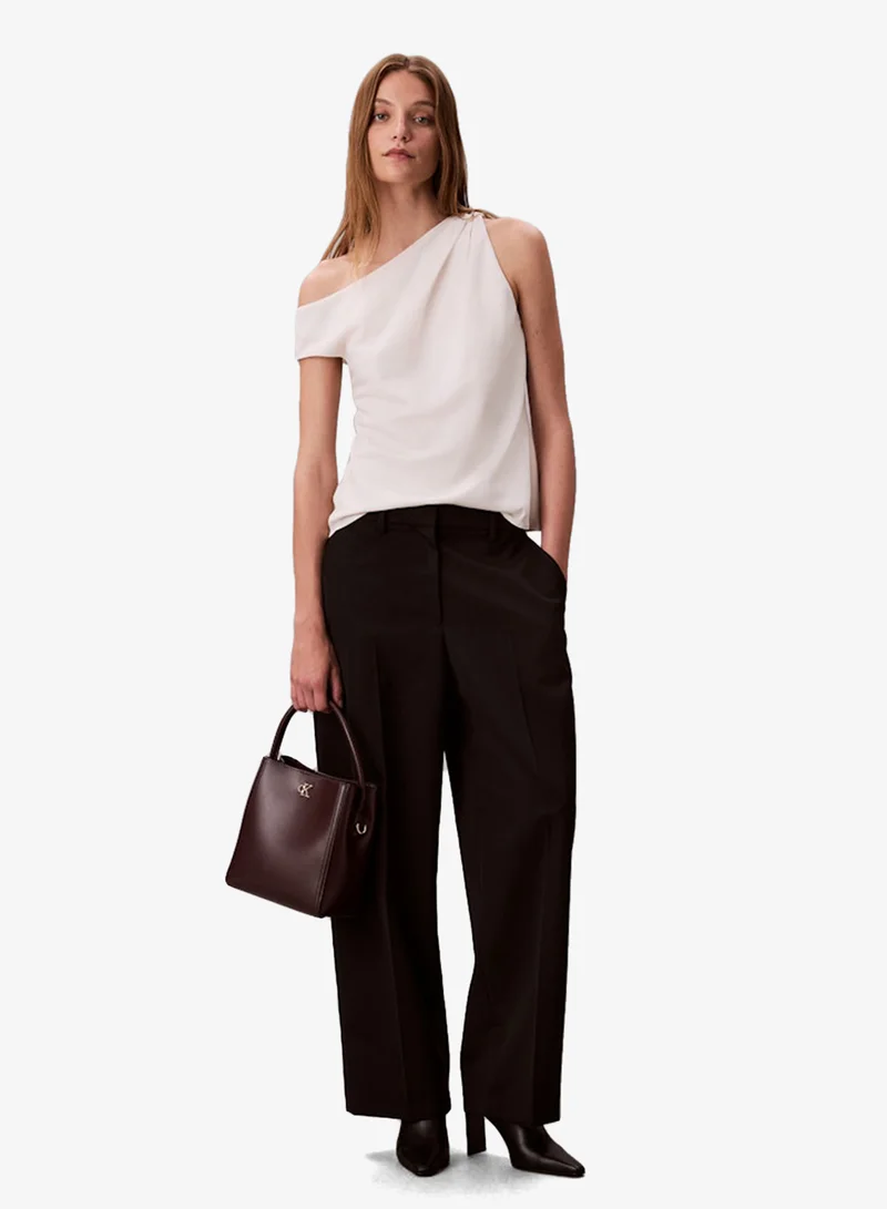 كالفن كلاين Monogram Logo Hardware Bucket Bag