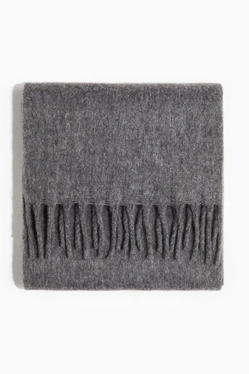 اتش اند ام وشاح محبوك