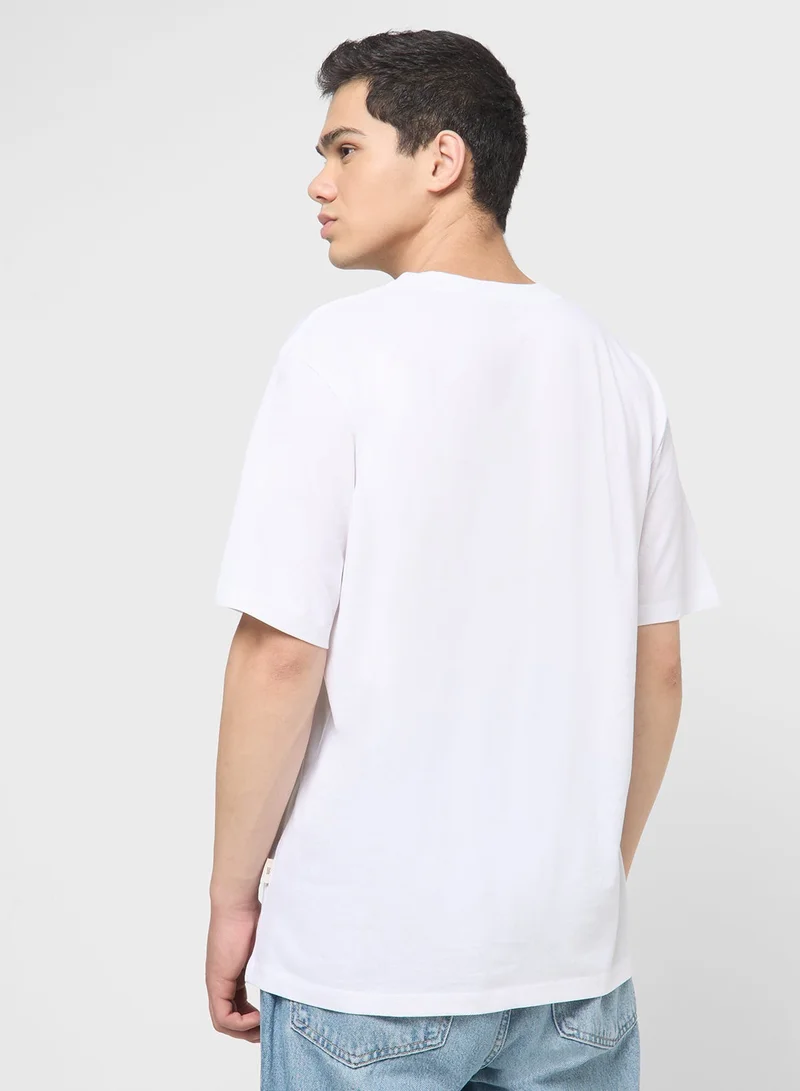JACK & JONES Graphic Printed Regular Fit T-Shirt
