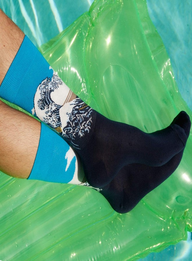 Hot Sox Men's Famous Artist Series Novelty Crew Socks, Wave (Blue/Navy), Shoe Size: 6-12,sock size: 10-13 - Image 2