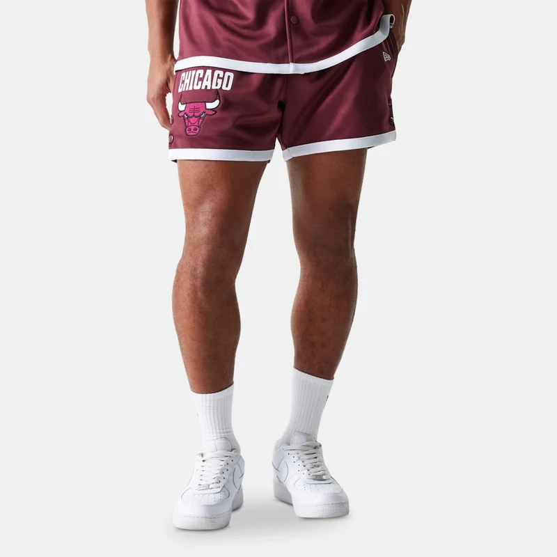 NEW ERA Men's NBA Chicago Bulls Team Logo Shorts