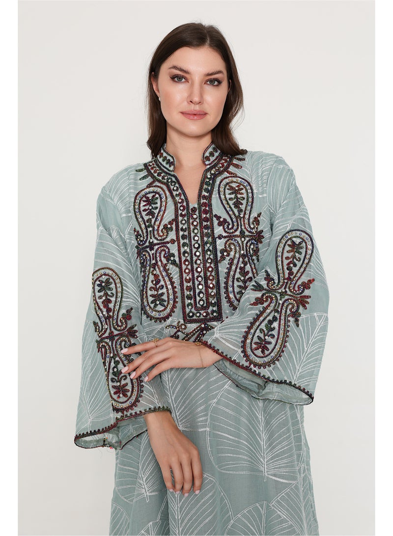 اكسا جلابية انيقة كرستال مطرزة - Image 3