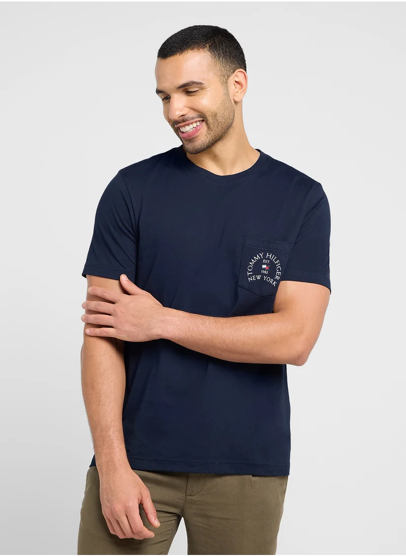 تومي هيلفيغر HILFIGER ARCH POCKET TEE