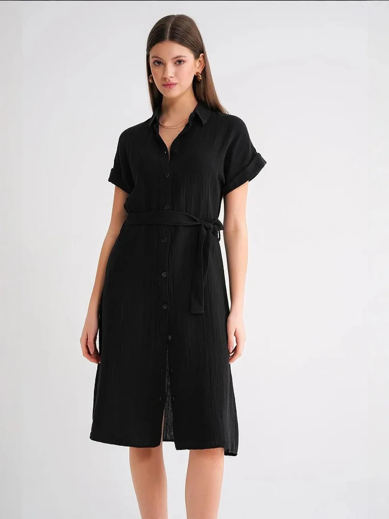 MixRay Black Mixray Relaxed Fit Midi Dress with Shirt Collar and Buttons for Women | Best Price UAE