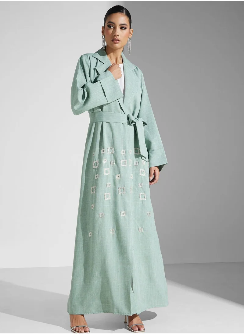 hayas closet Embellished Notch Collar Abaya