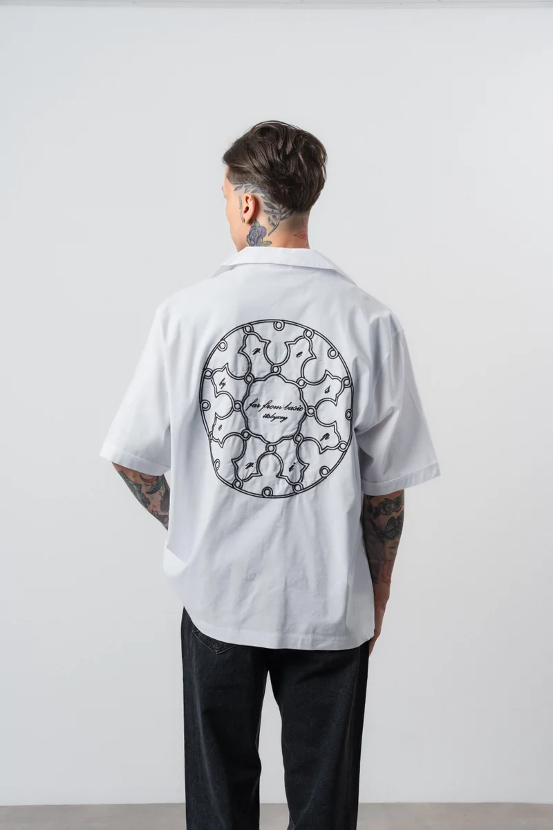 RESPIRE Men's Itsbyzey Embroidered Oversize Shirt White