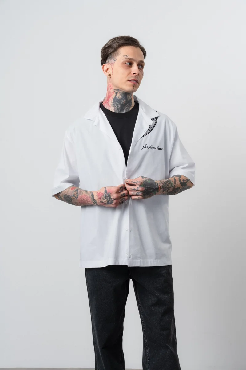 RESPIRE Men's Itsbyzey Embroidered Oversize Shirt White