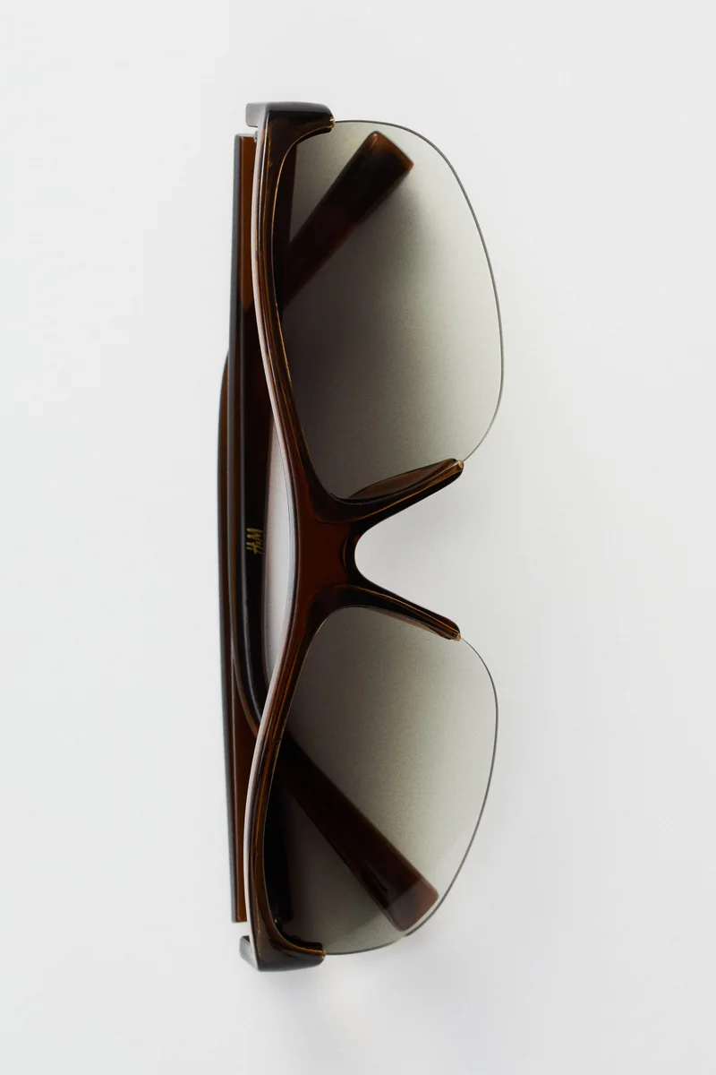 Sporty sunglasses