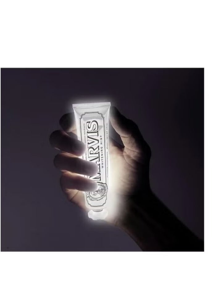 Marvis Whitening Mint Toothpaste With Xylitol 85ml/4.4oz - Image 3