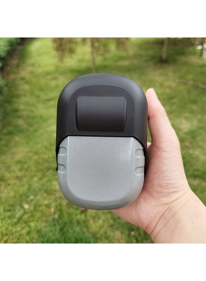 خزانة مفاتيح جدارية فضية مع قفل ورمز رباعي قابل لإعادة الضبط للمنزل والمرآب - Image 1