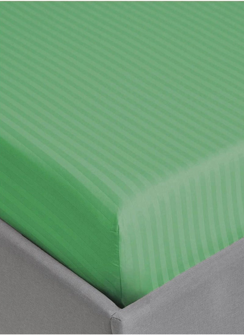 MAXQON - Fitted Elastic Bedsheet Set With Pillow Covers, King/Queen/Double/Single Sizes, Color Green - Image 1