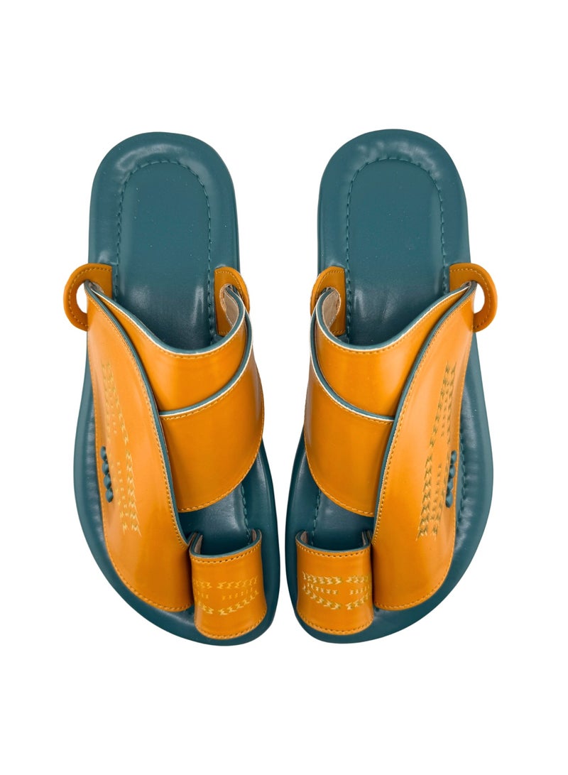 Footprint Comfort Arabic Slippers  - Image 3