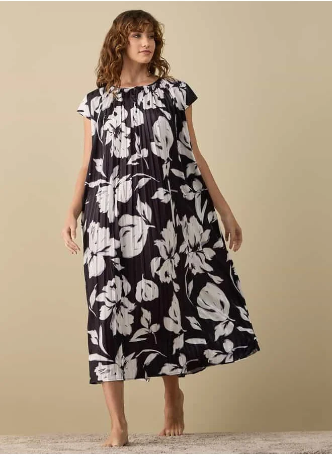 FAV All-Over Floral Print Night Gown with Short Sleeves