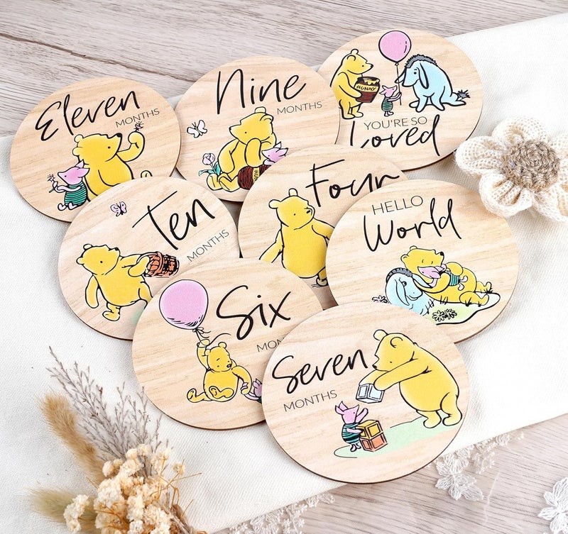 Al Raied ARS® Winnie Baby Milestone Cards - 8Pcs Wooden Discs for Baby Photo Prop with Announcement & Hello World Sign - Image 2