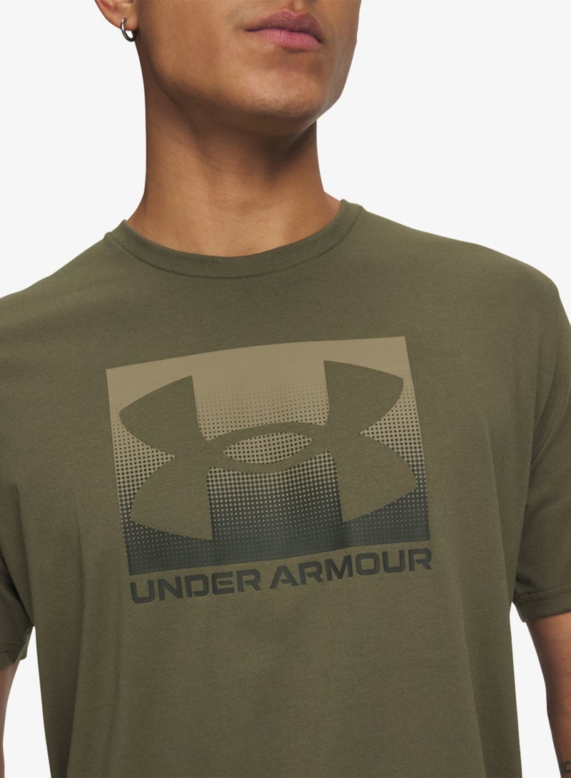 اندر ارمر تيشيرت رياضي بشعار في صندوق - Image 3