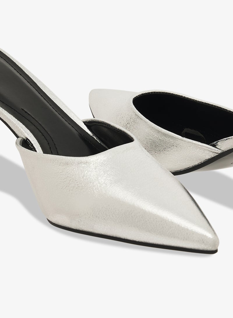 ايلا ليمتد اديشن حذاء بكعب متوسط فضي معدني - Image 4