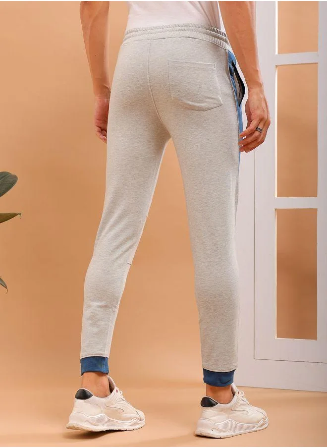 The Indian Garage Co Men Slim Fit Solid Mid-Rise Stretchable Knitted Jogger Trousers