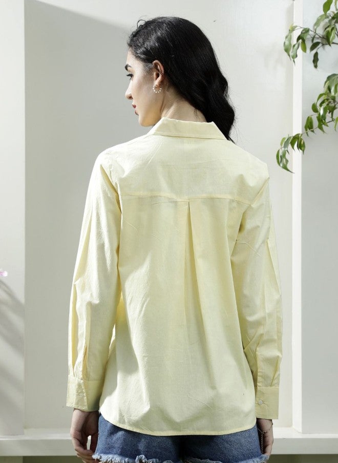 Athena قميص كاجوال أصفر مزخرف بالأزهار للنساء - Image 4