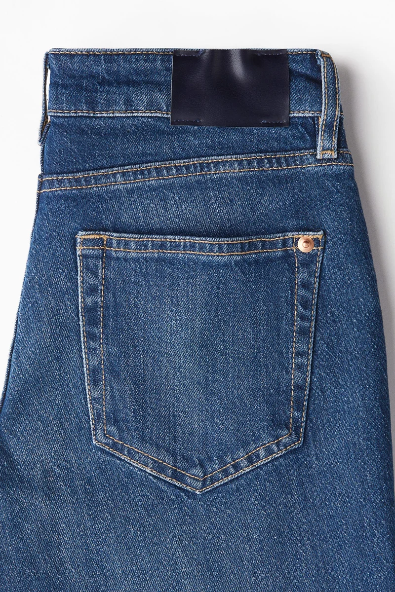 اتش اند ام جينز بخصر عادي وقصّة سلِم