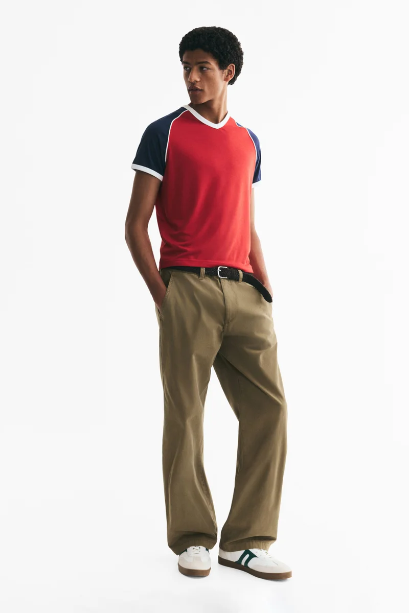 اتش اند ام تي-شيرت بقصّة سلِم