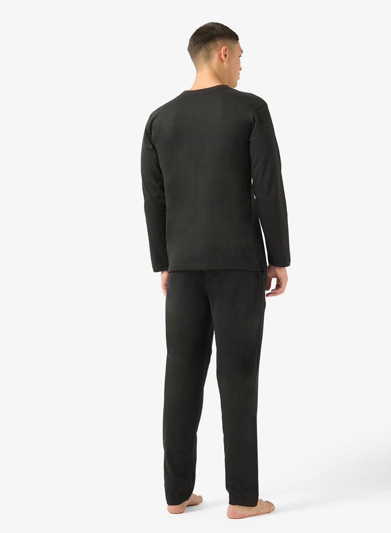 سفنتي فايف طقم بيجامة تي شيرت وبنطلون - Image 2