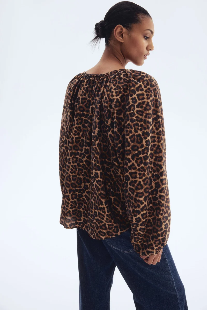 H&M Oversized blouse