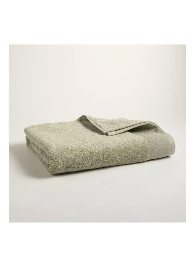 Solid Green Bath Towel 90x150 cm.