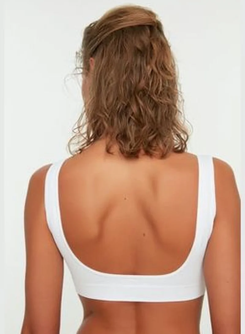 trendyol White Seamless/Seamless Capless Bra THMAW22SU0025