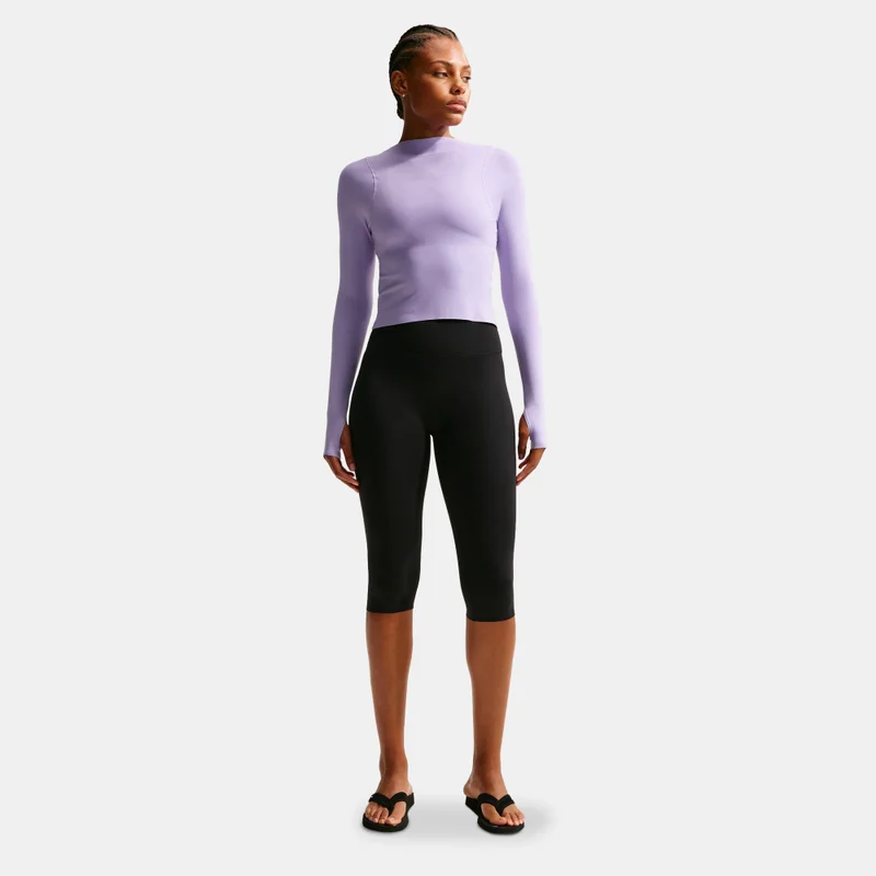 Nike Black Women's Zenvy Dri-FIT Training Capri Leggings for Women | Best Price UAE