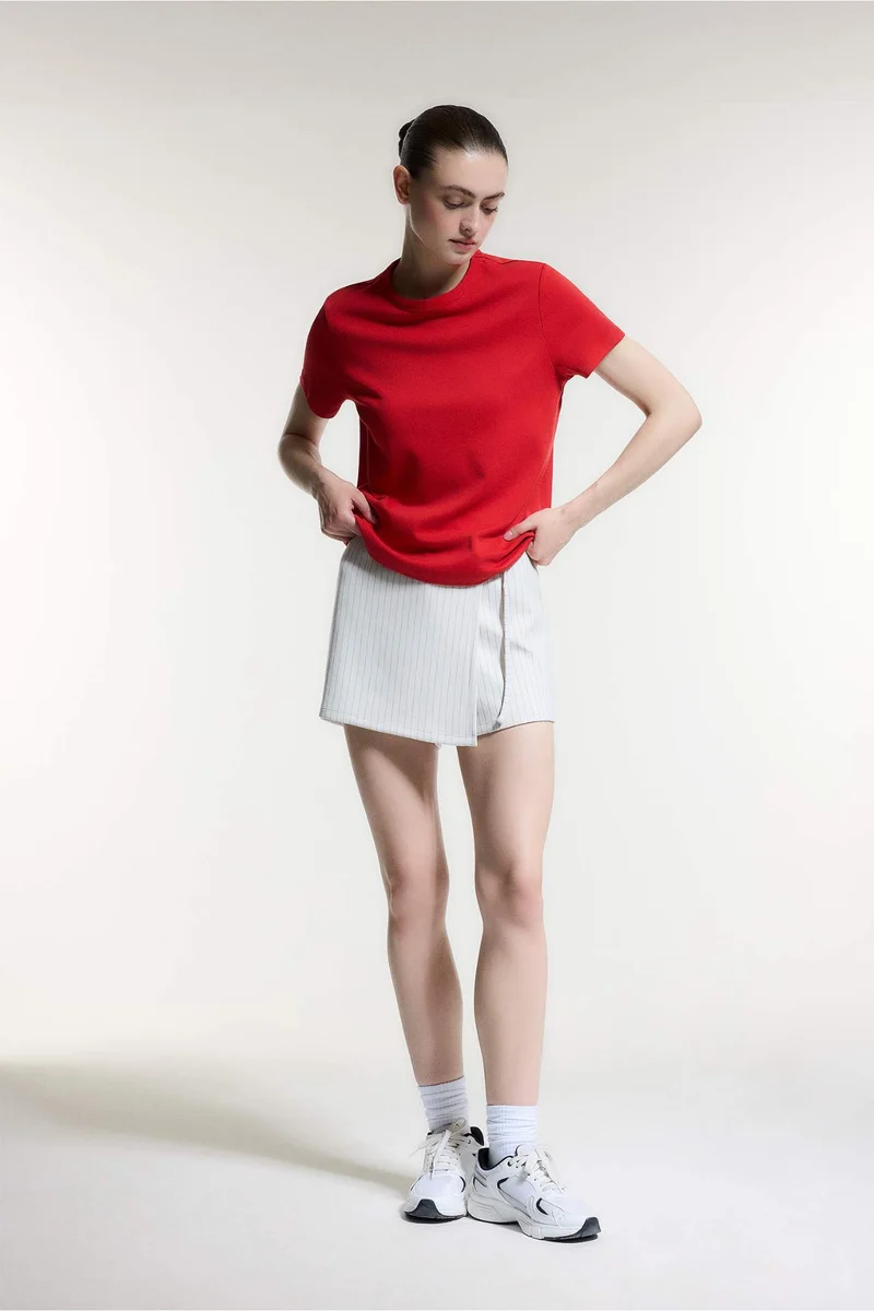 ديفاكتو Standard Fit Sports Modal Skort