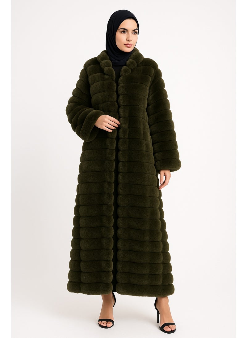 Luxurious Imported Velvet Winter Cardigan in a Royal Olive Green, One Size Fits Up to 85 kg - Image 1