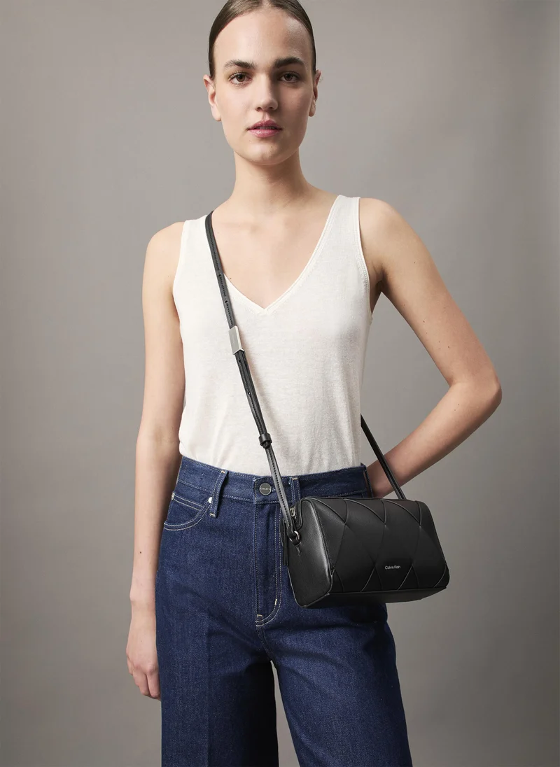 CALVIN KLEIN CAMERA BAG