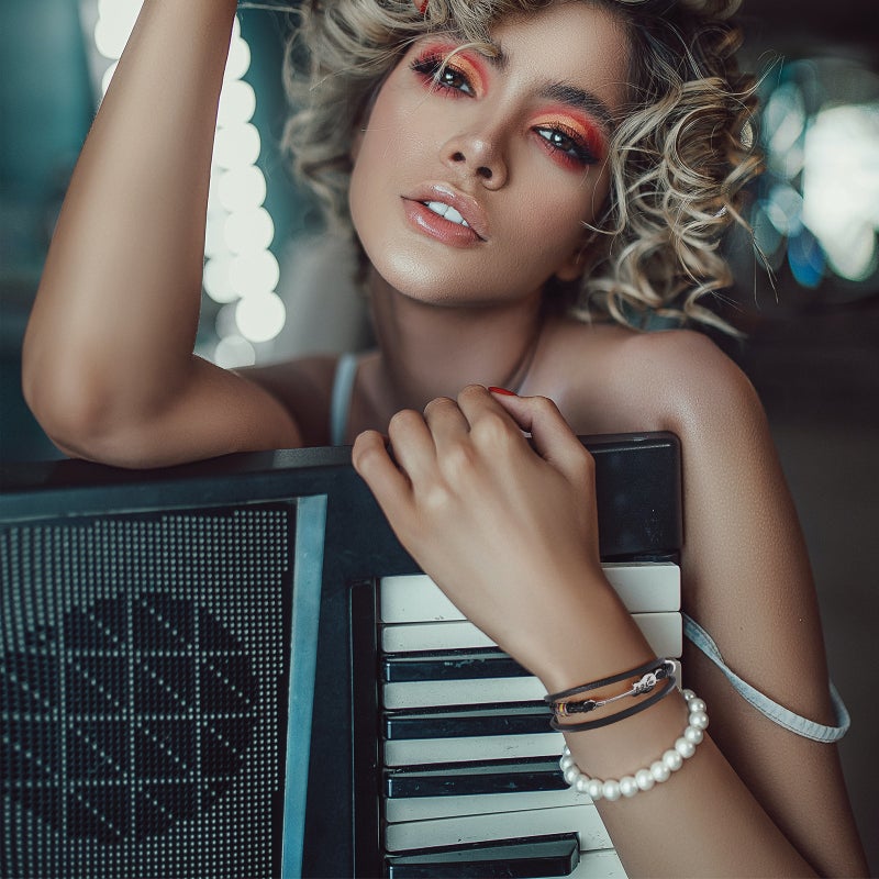 🎸 اسورة جلد صناعي ناعمة بتصميم عصرية متعددة الطبقات باللون الأسود - Image 2