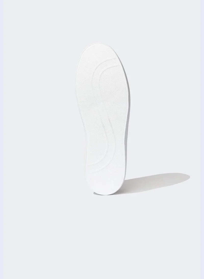 DeFacto Laced Flat Sole Shoes