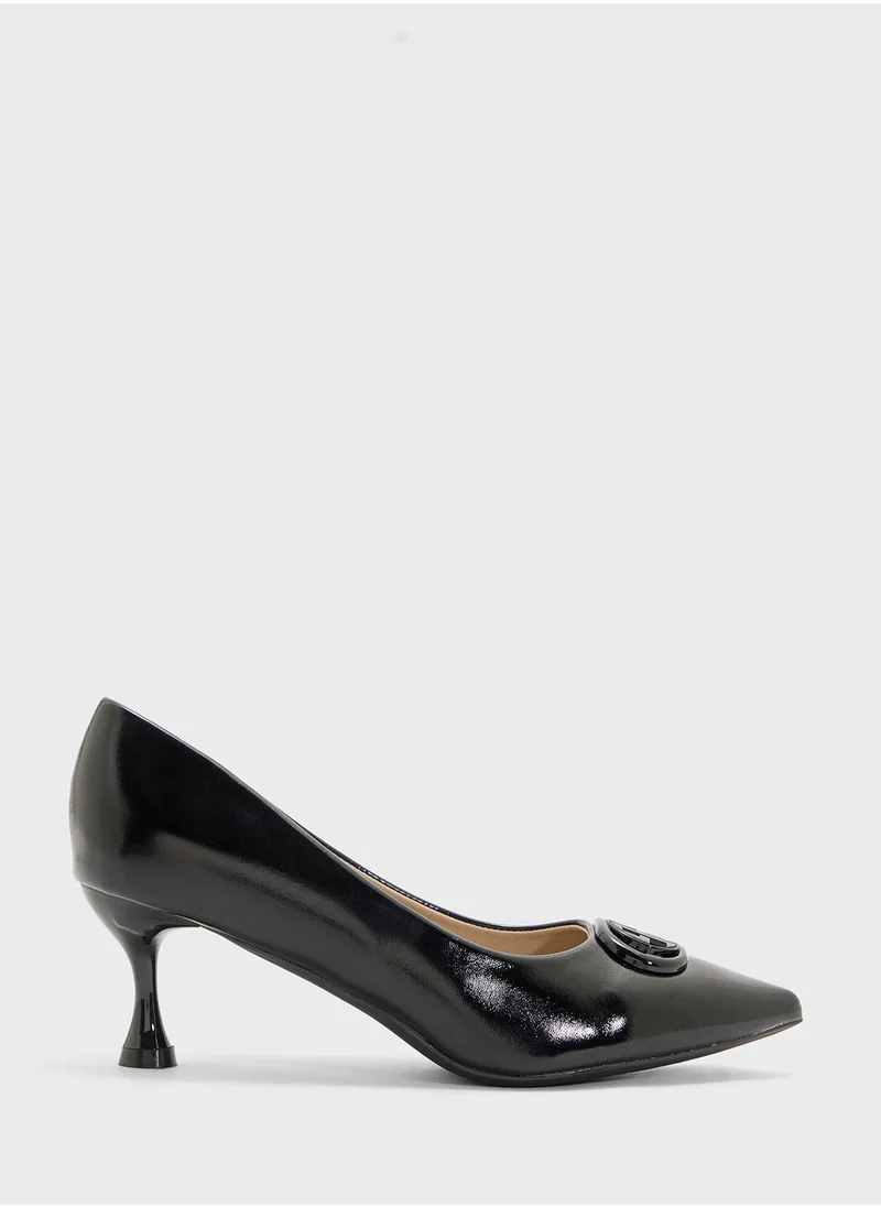 إس دي. فيلانو Mid Heeled Pointed Pump