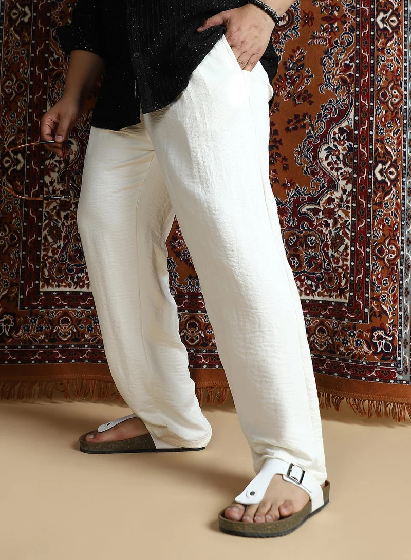 انستافاب بلس بنطلون رجالي أبيض كريمي مجعد بقصة سيجارة للملابس الكاجوال