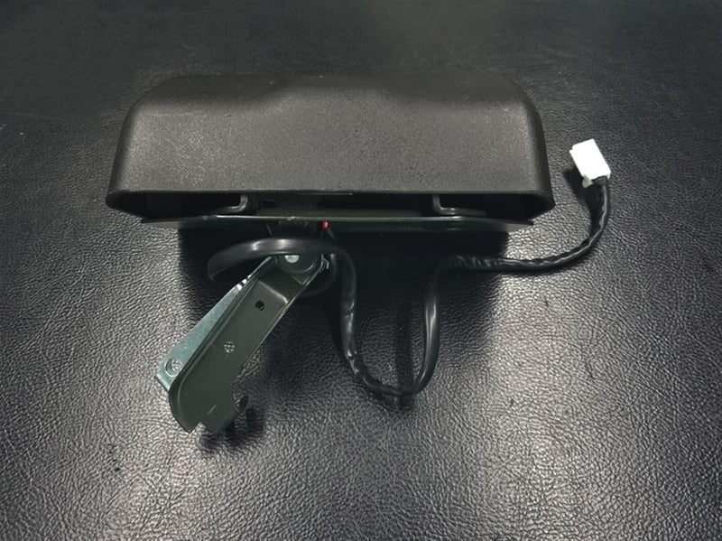 Wivplex Tailgate Lock for Toyota Hiace Commuter 2013 - Image 3