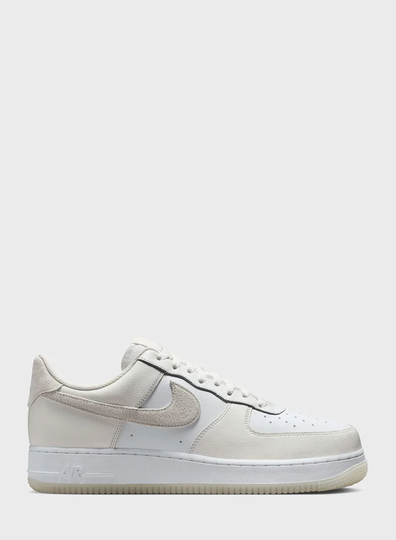 Nike Air Force 1 '07 Lv8