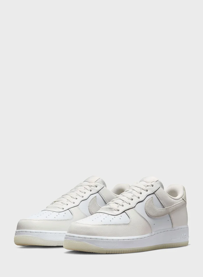Nike Air Force 1 '07 Lv8