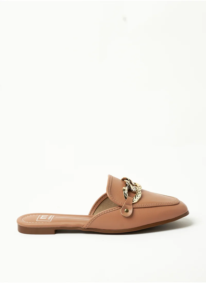 MOLECA Cassandra Close Toe Slip Ons