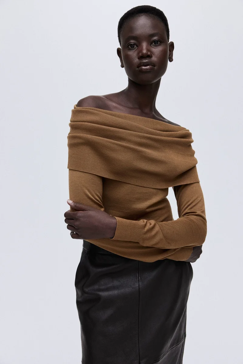 H&M Off-the-shoulder wool top